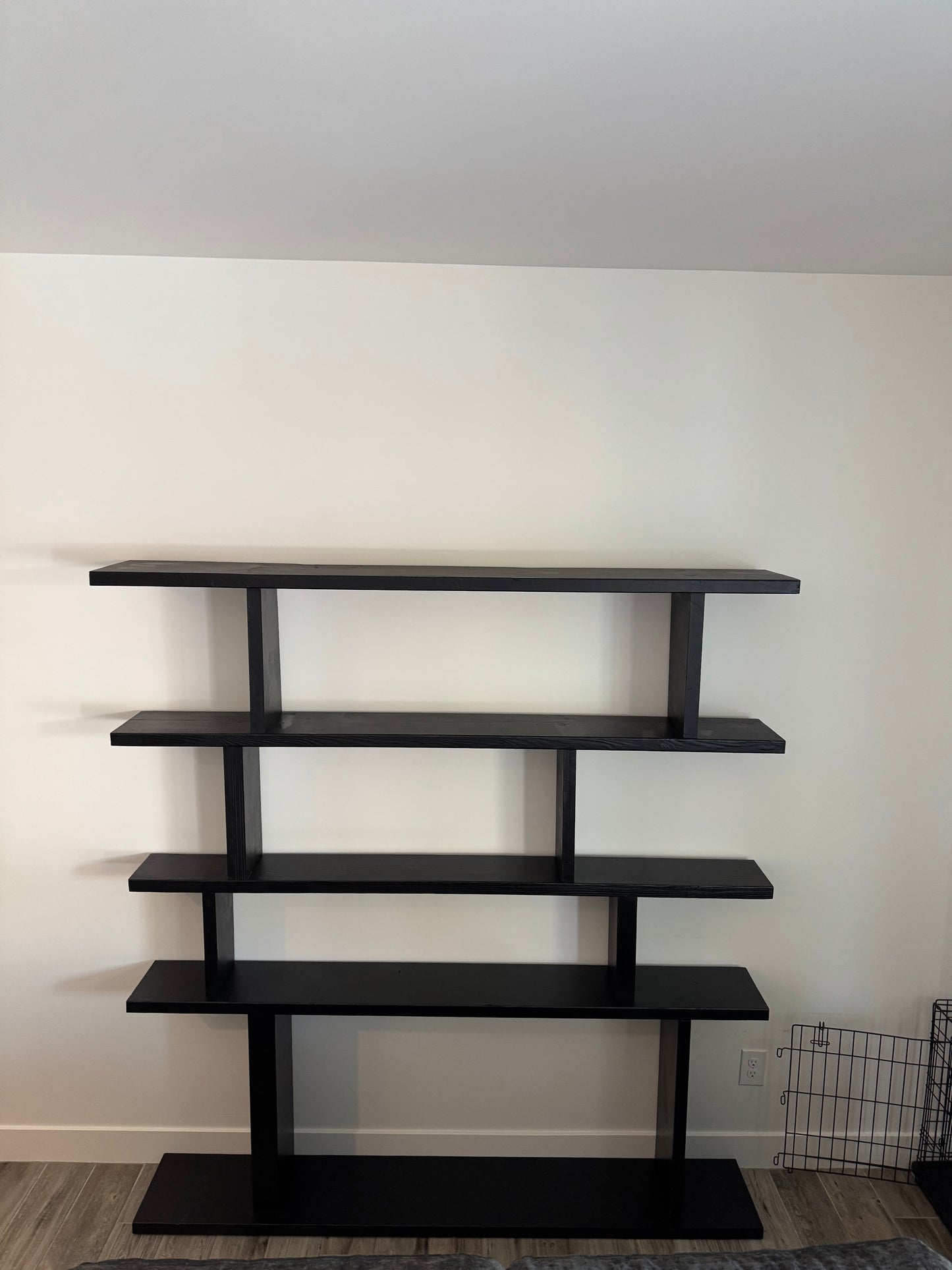 Customizable Modern Shelf